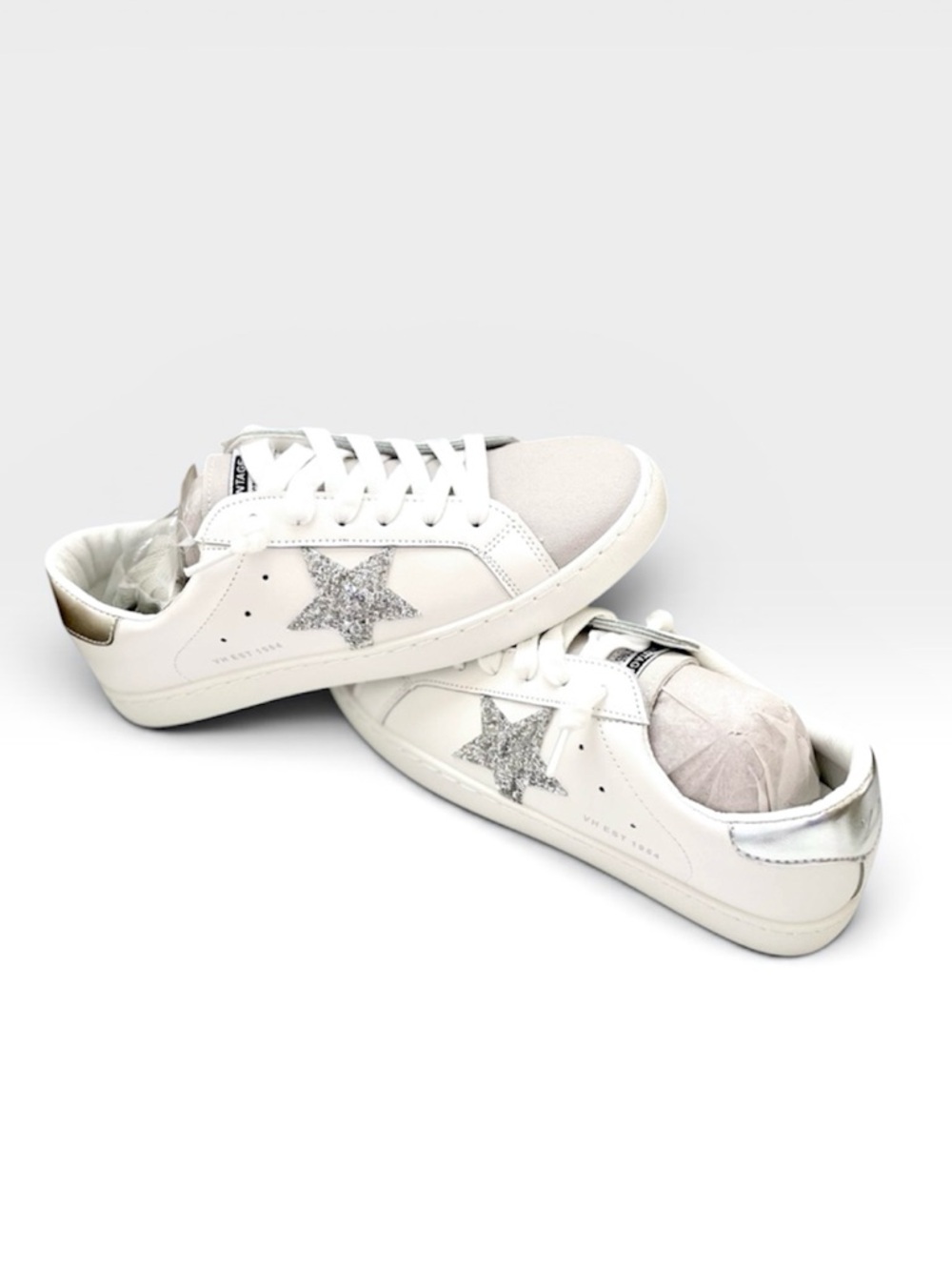VINTAGE HAVANA Carla Sneaker in White and Silver Foil with Glitter Star Sz 8 NIB